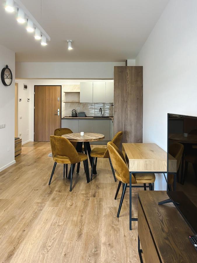 Bg Luximmo Apartments Cluj Napoca Bagian luar foto