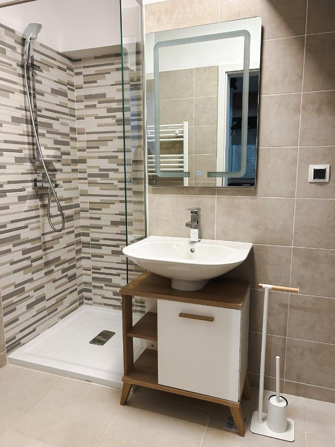 Bg Luximmo Apartments Cluj Napoca Bagian luar foto