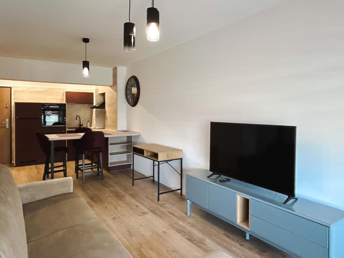 Bg Luximmo Apartments Cluj Napoca Bagian luar foto