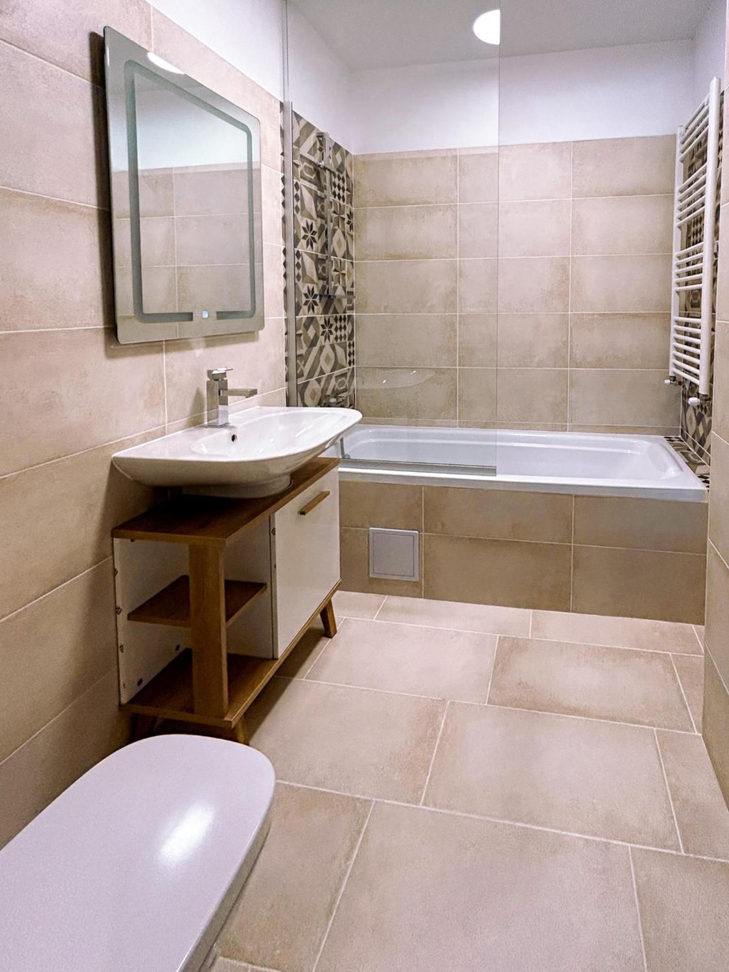 Bg Luximmo Apartments Cluj Napoca Bagian luar foto