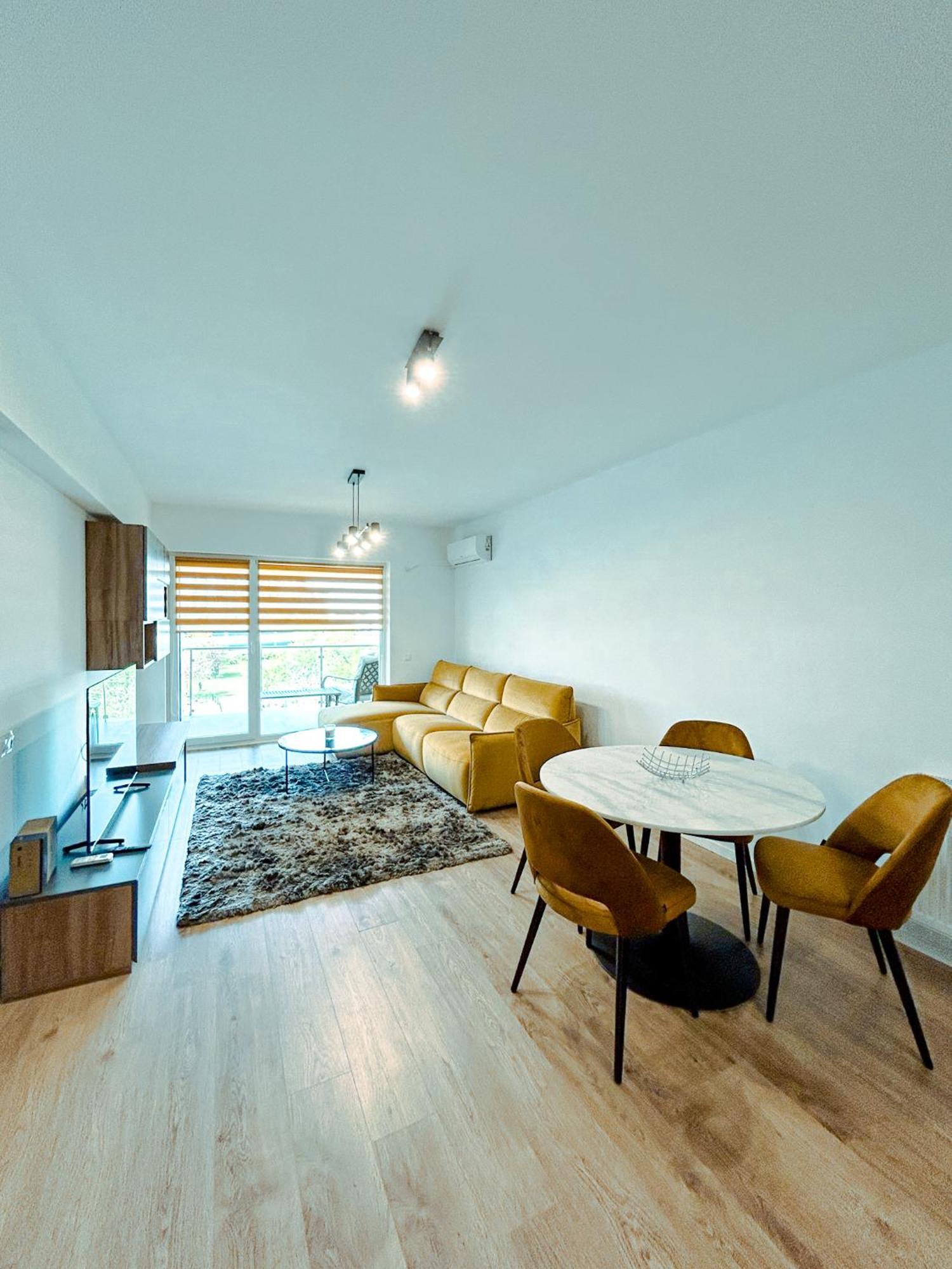 Bg Luximmo Apartments Cluj Napoca Bagian luar foto