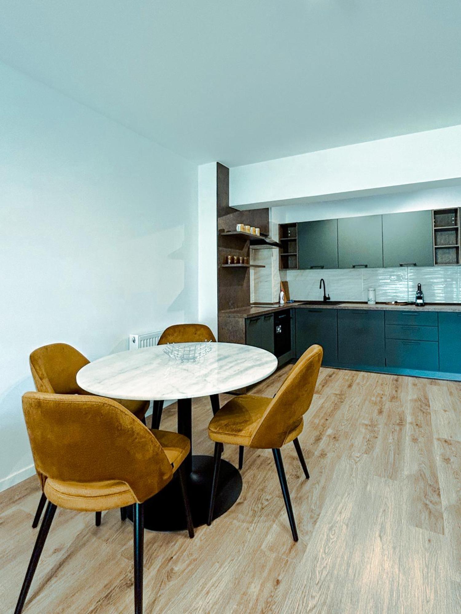 Bg Luximmo Apartments Cluj Napoca Bagian luar foto