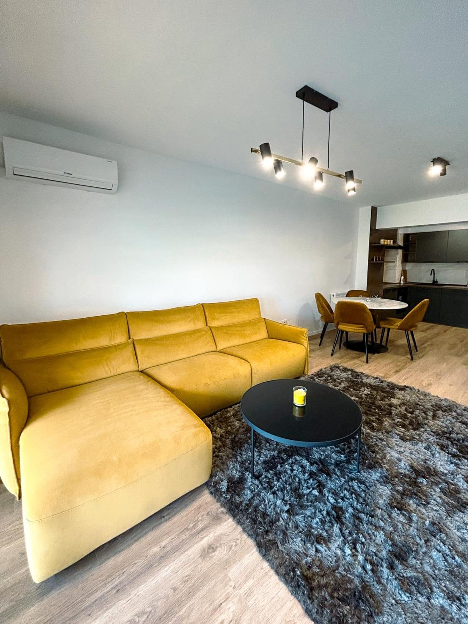 Bg Luximmo Apartments Cluj Napoca Bagian luar foto